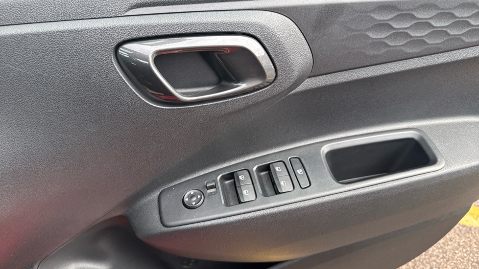 Hyundai i10 1.0 [63] Advance 5dr Auto [Nav] Petrol Hatchback - Image 37