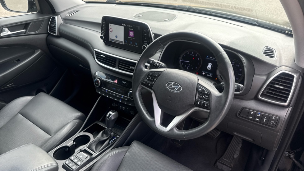 Hyundai TUCSON 1.6 TGDi 177 Premium SE 5dr 2WD DCT Petrol Estate - Image 11