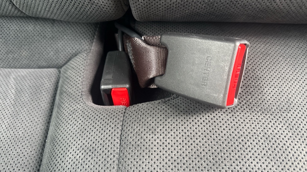 Hyundai KONA 1.6 GDi Hybrid N Line S 5dr DCT Hybrid Hatchback - Image 17