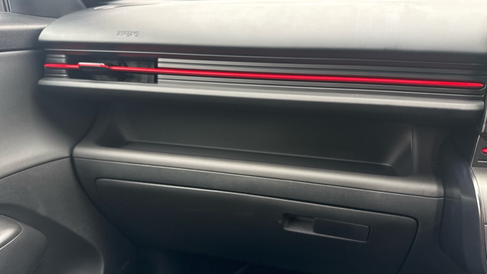 Hyundai KONA 1.6 GDi Hybrid N Line S 5dr DCT Hybrid Hatchback - Image 23
