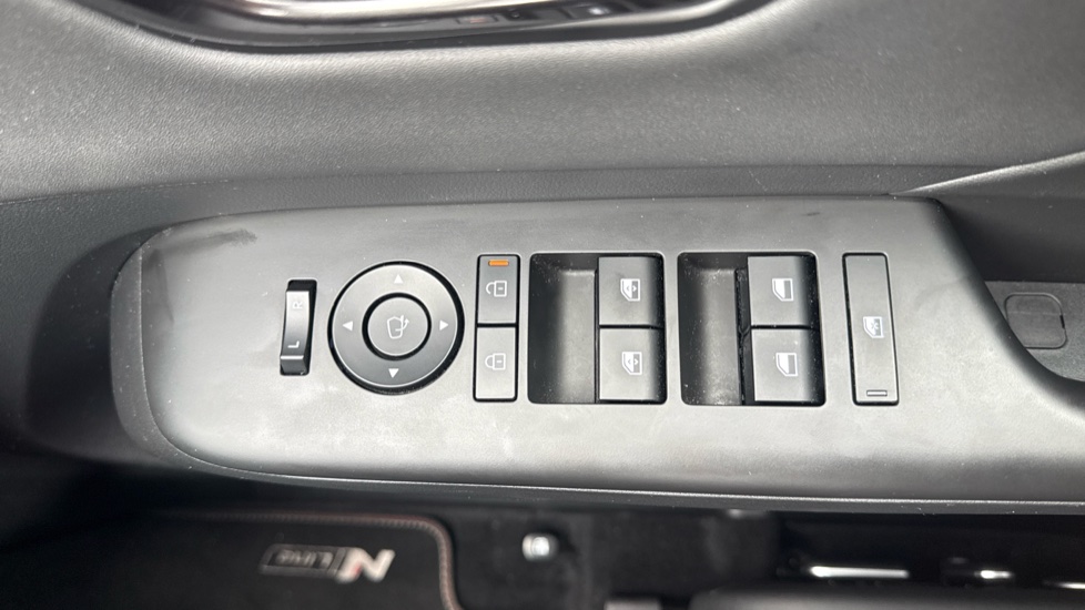 Hyundai KONA 1.6 GDi Hybrid N Line S 5dr DCT Hybrid Hatchback - Image 40