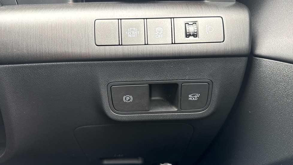 Hyundai KONA 1.6 GDi Hybrid N Line S 5dr DCT Hybrid Hatchback - Image 41