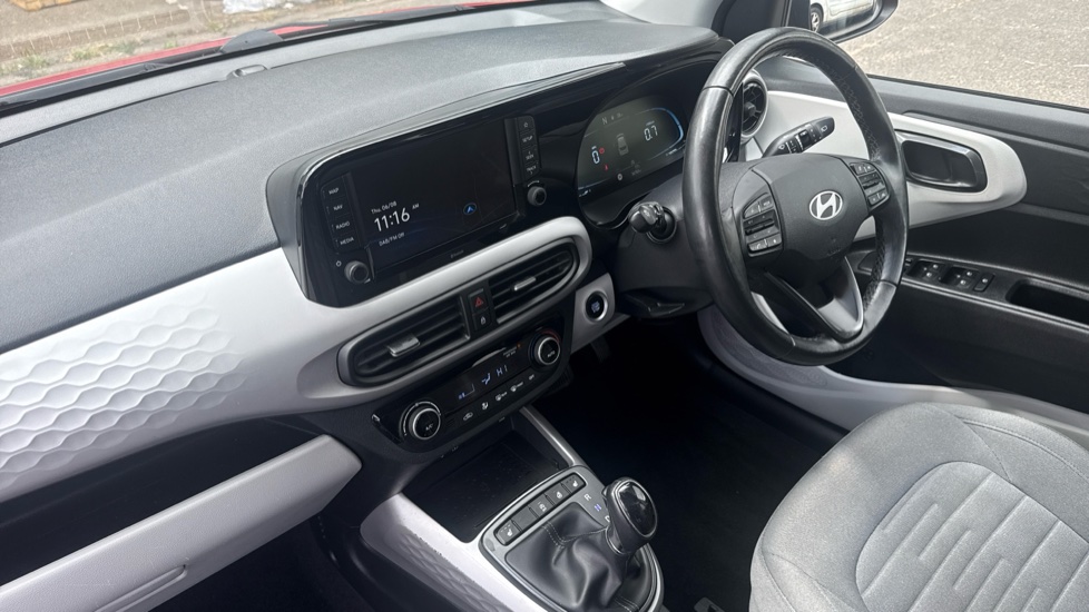 Hyundai i10 1.0 [63] Premium 5dr Auto [Nav] Petrol Hatchback - Image 9