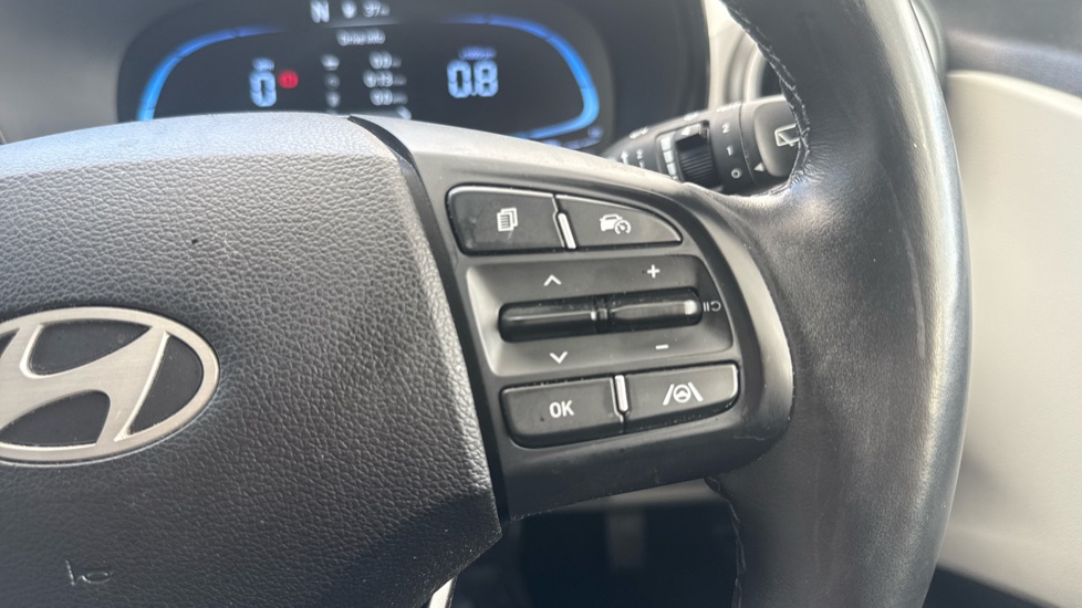 Hyundai i10 1.0 [63] Premium 5dr Auto [Nav] Petrol Hatchback - Image 34