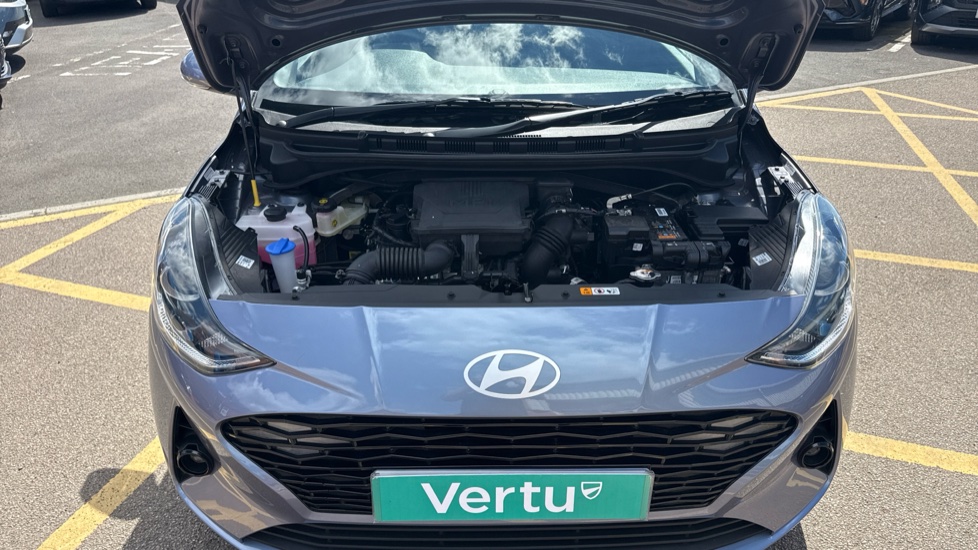Hyundai i10 1.0 [63] Premium 5dr Auto [Nav] Petrol Hatchback - Image 8