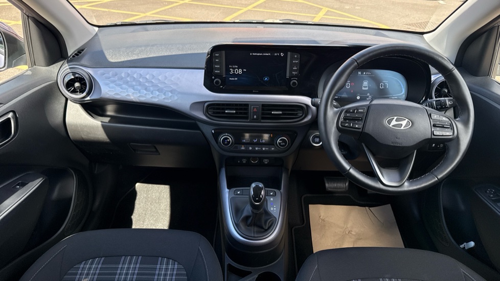 Hyundai i10 1.0 [63] Premium 5dr Auto [Nav] Petrol Hatchback - Image 10