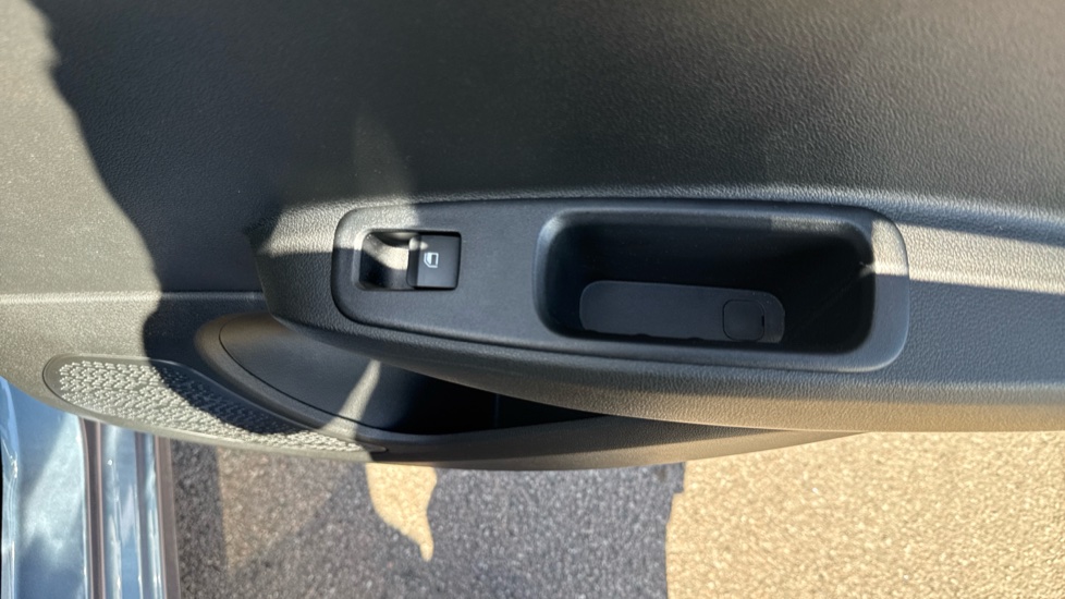 Hyundai i10 1.0 [63] Premium 5dr Auto [Nav] Petrol Hatchback - Image 40