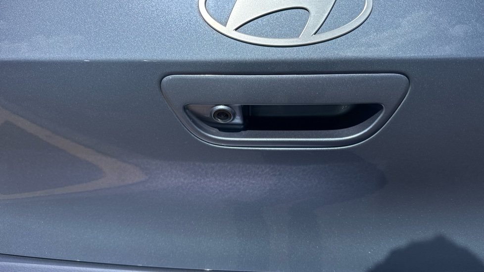 Hyundai i10 1.0 [63] Premium 5dr Auto [Nav] Petrol Hatchback - Image 42