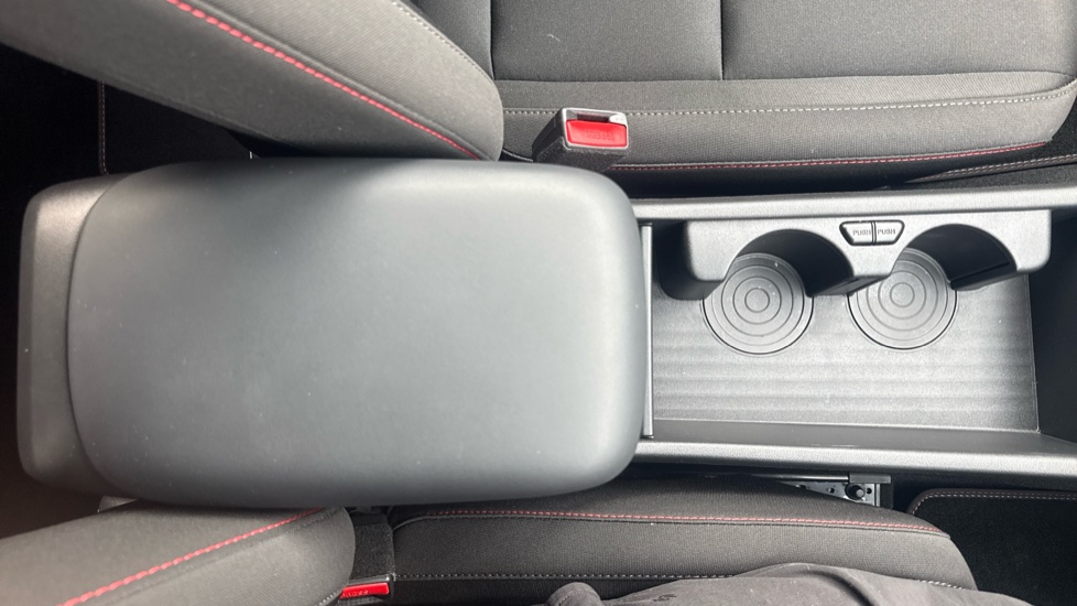 Hyundai KONA 1.6 Hybrid 138 N Line 5dr DCT Hybrid Hatchback - Image 31