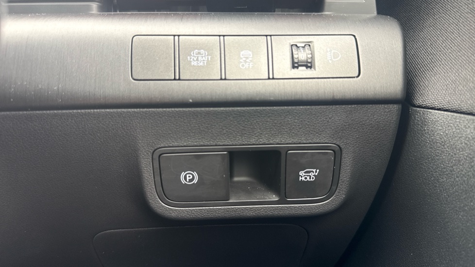 Hyundai KONA 1.6 Hybrid 138 N Line 5dr DCT Hybrid Hatchback - Image 38