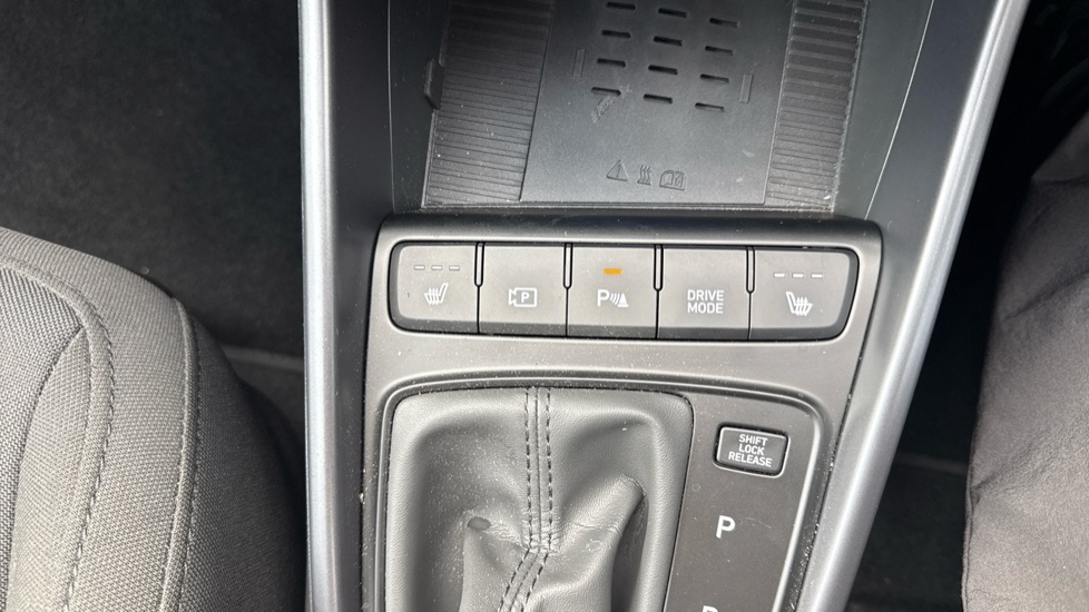 Hyundai BAYON 1.0 TGDi [90] Tech Line 5dr DCT Petrol Hatchback - Image 28