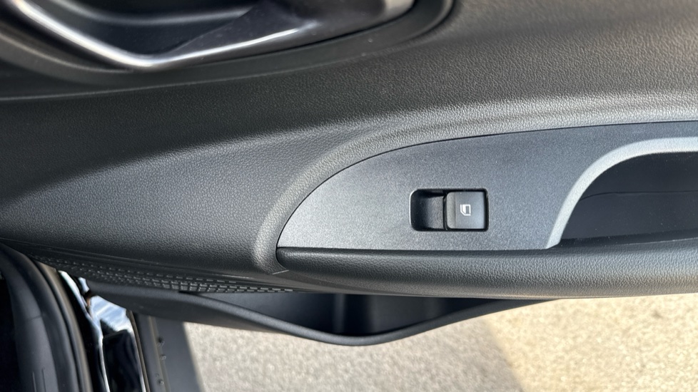 Hyundai BAYON 1.0 TGDi [90] Tech Line 5dr DCT Petrol Hatchback - Image 40