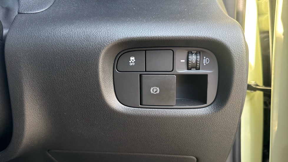 Hyundai INSTER 85kW 01 49kWh 5dr Auto Electric Hatchback - Image 43