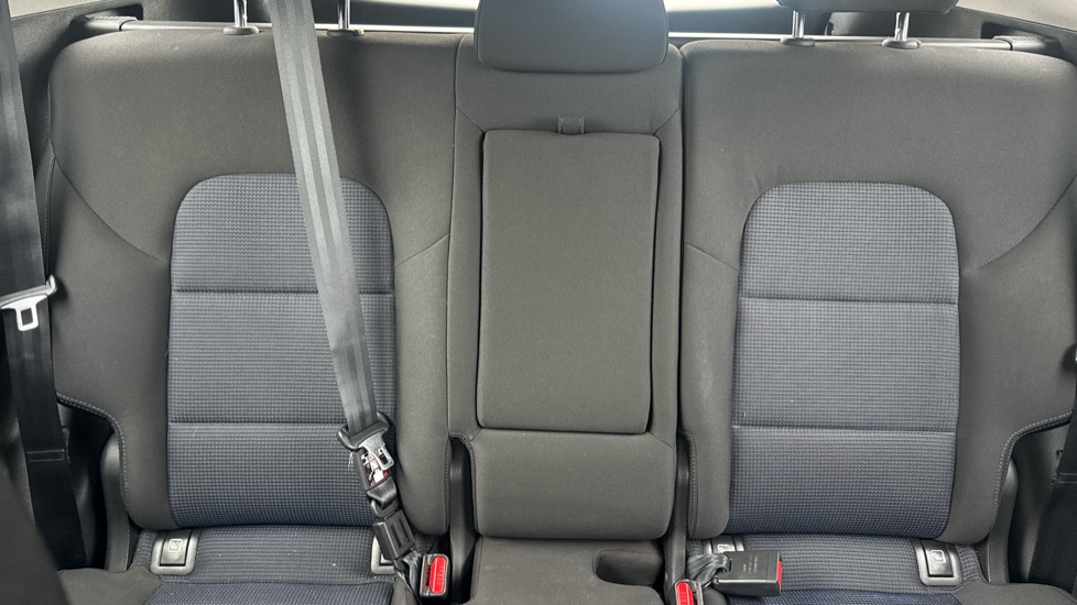 Hyundai TUCSON 1.6 GDi Blue Drive SE Nav 5dr 2WD Petrol Estate - Image 15