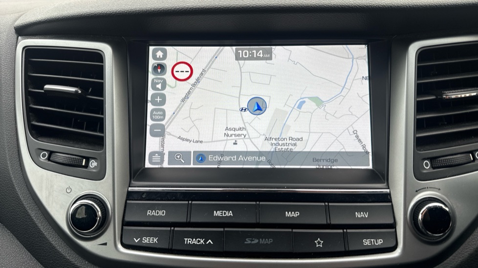 Hyundai TUCSON 1.6 GDi Blue Drive SE Nav 5dr 2WD Petrol Estate - Image 27