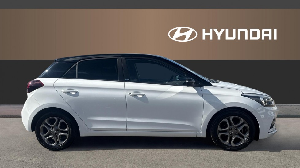 Hyundai i20 1.2 MPi Play 5dr Petrol Hatchback - Image 5
