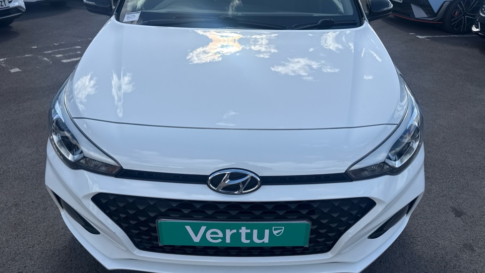 Hyundai i20 1.2 MPi Play 5dr Petrol Hatchback - Image 8