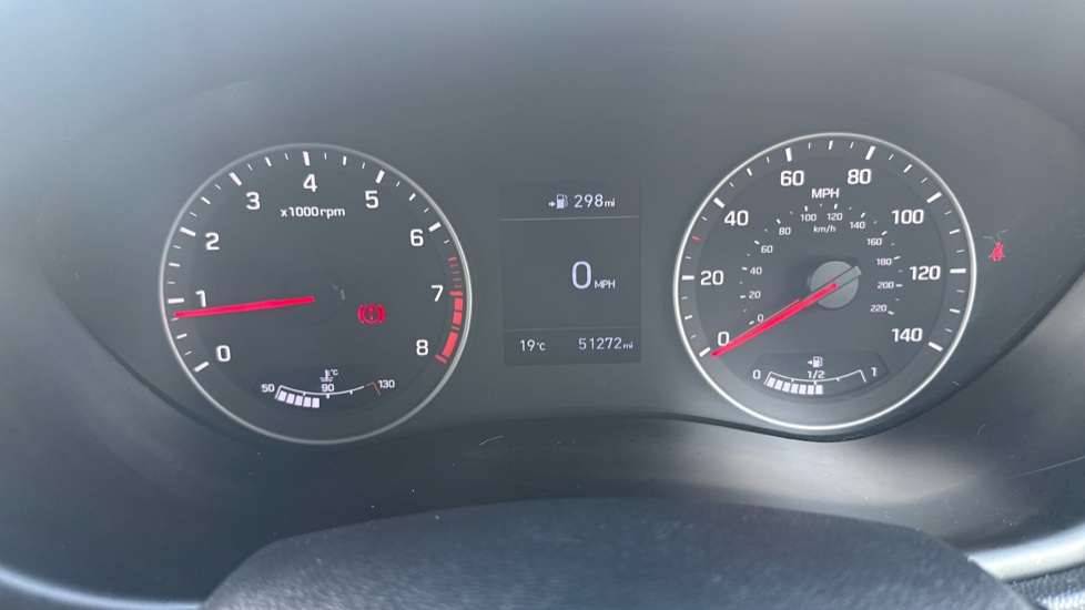 Hyundai i20 1.2 MPi Play 5dr Petrol Hatchback - Image 18