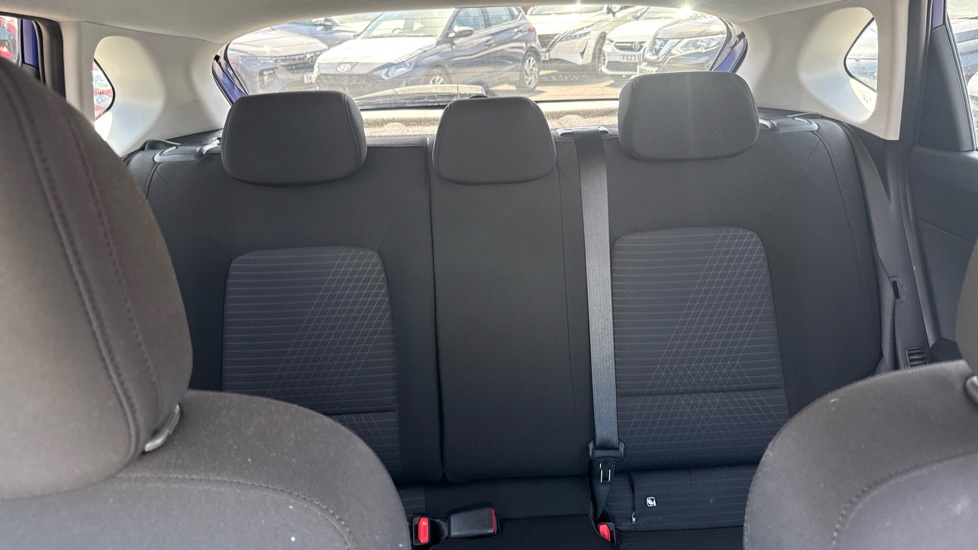 Hyundai i20 1.0T GDi 48V MHD Premium 5dr Petrol Hatchback - Image 15