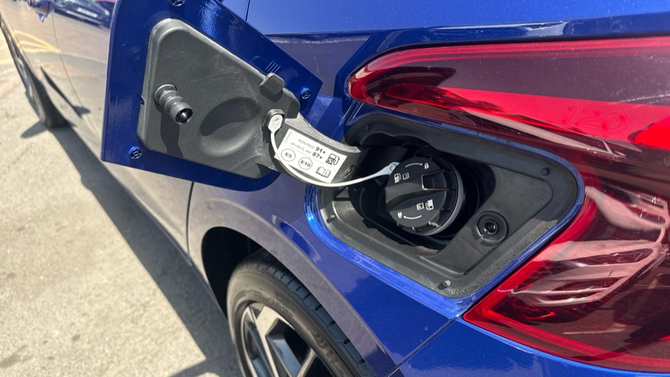 Hyundai i20 1.0T GDi 48V MHD Premium 5dr Petrol Hatchback - Image 38