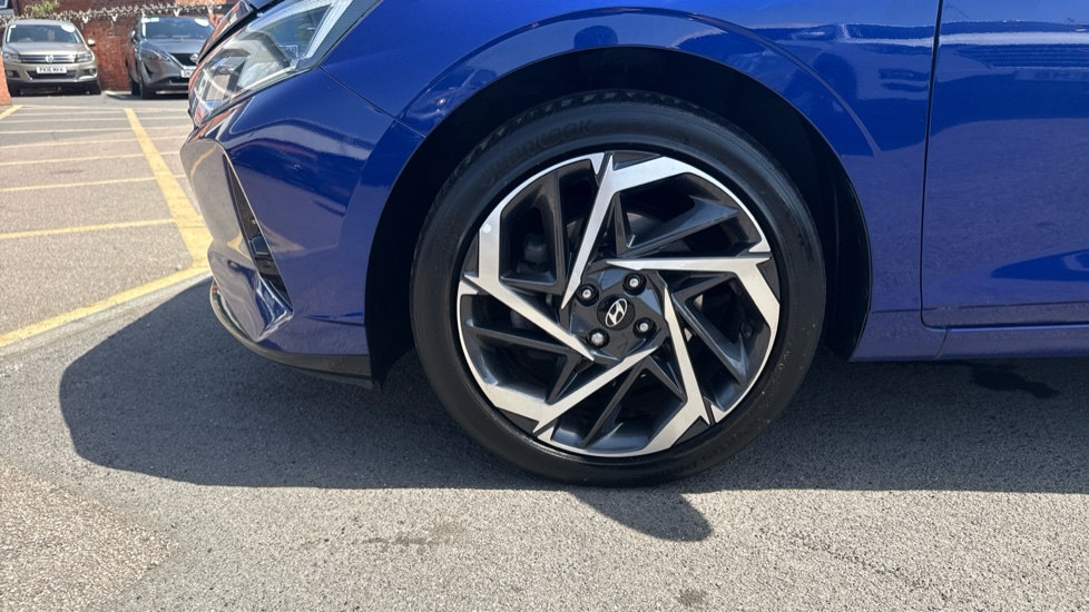 Hyundai i20 1.0T GDi 48V MHD Premium 5dr Petrol Hatchback - Image 44