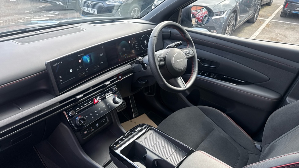 Hyundai TUCSON 1.6T 239 Hybrid N Line Edition 5dr Auto Hybrid Estate - Image 9