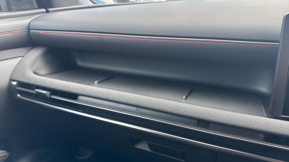 Hyundai TUCSON 1.6T 239 Hybrid N Line Edition 5dr Auto Hybrid Estate - Image 22