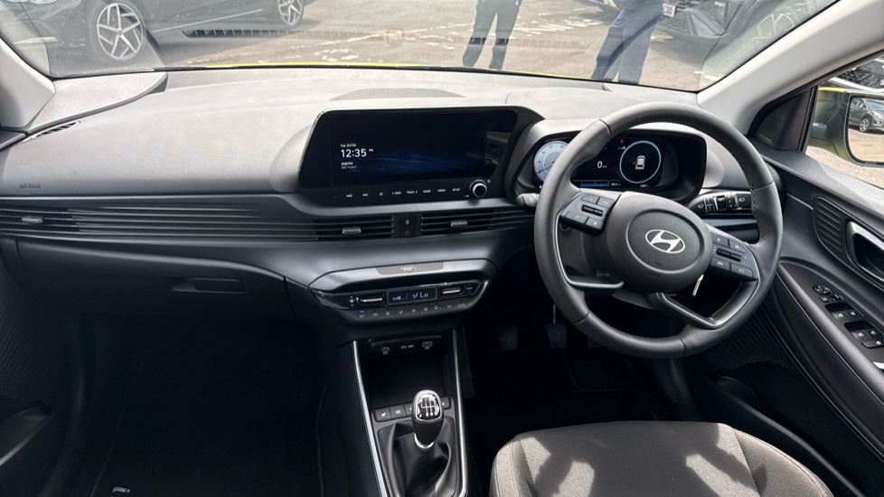 Hyundai i20 1.0T GDi Premium 5dr Petrol Hatchback - Image 10