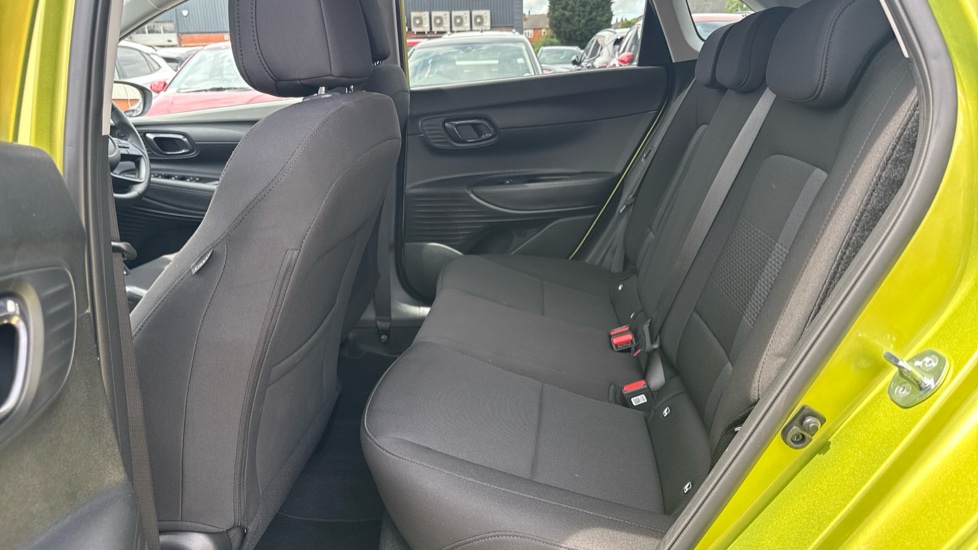 Hyundai i20 1.0T GDi Premium 5dr Petrol Hatchback - Image 16