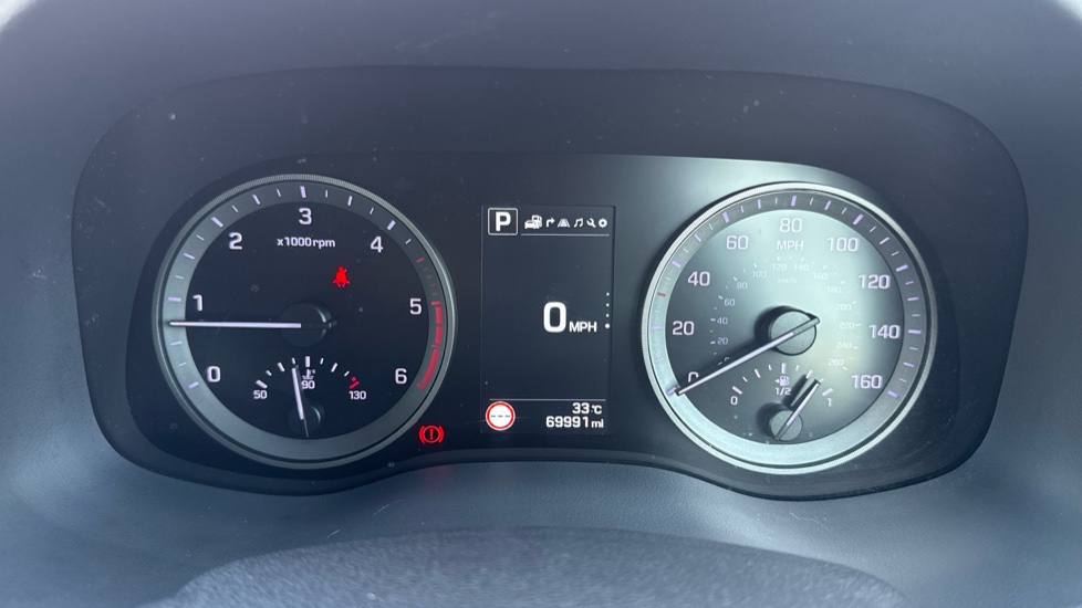 Hyundai TUCSON 1.7 CRDi Blue Drive Premium SE 5dr 2WD DCT Diesel Estate - Image 18