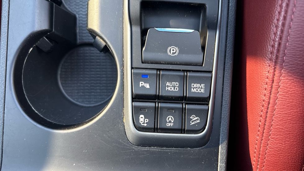 Hyundai TUCSON 1.7 CRDi Blue Drive Premium SE 5dr 2WD DCT Diesel Estate - Image 30