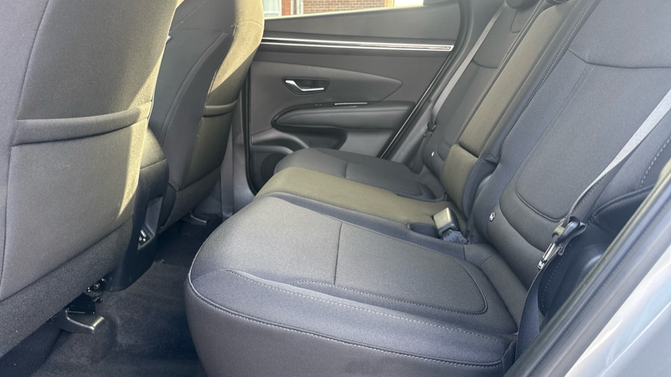 Hyundai TUCSON 1.6 TGDi SE Connect 5dr 2WD Petrol Estate - Image 16