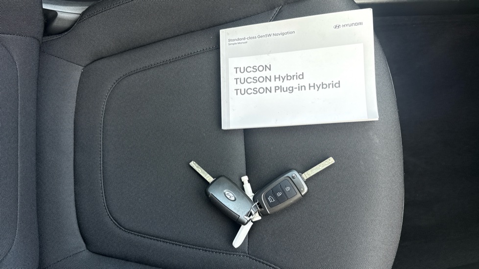 Hyundai TUCSON 1.6 TGDi SE Connect 5dr 2WD Petrol Estate - Image 19