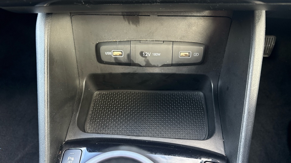Hyundai TUCSON 1.6 TGDi SE Connect 5dr 2WD Petrol Estate - Image 27