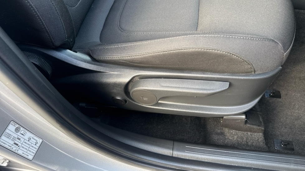 Hyundai TUCSON 1.6 TGDi SE Connect 5dr 2WD Petrol Estate - Image 40