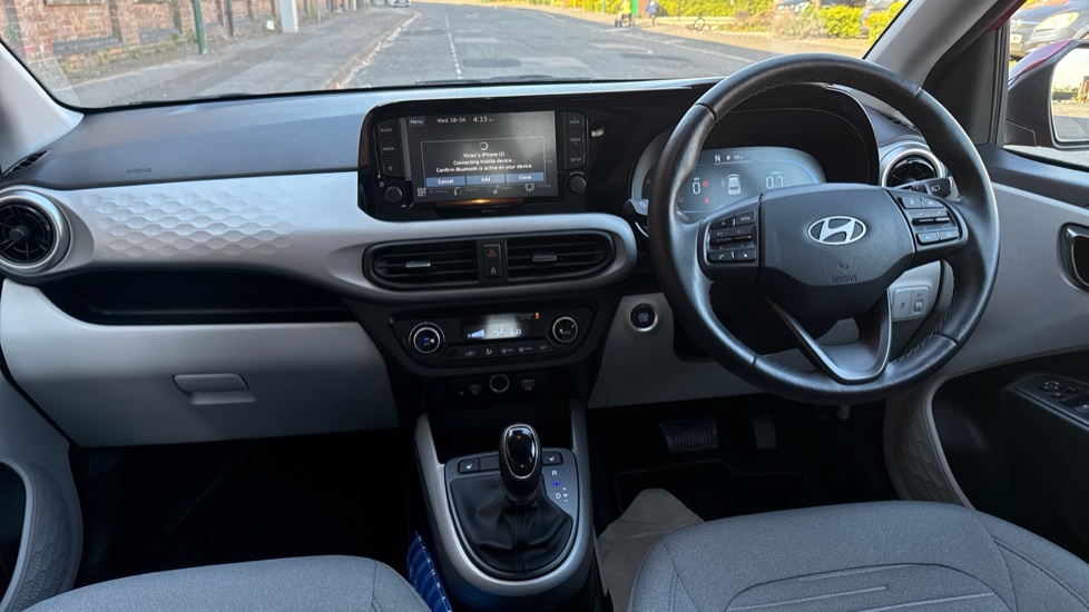 Hyundai i10 1.2 MPi Premium 5dr Auto Petrol Hatchback - Image 10