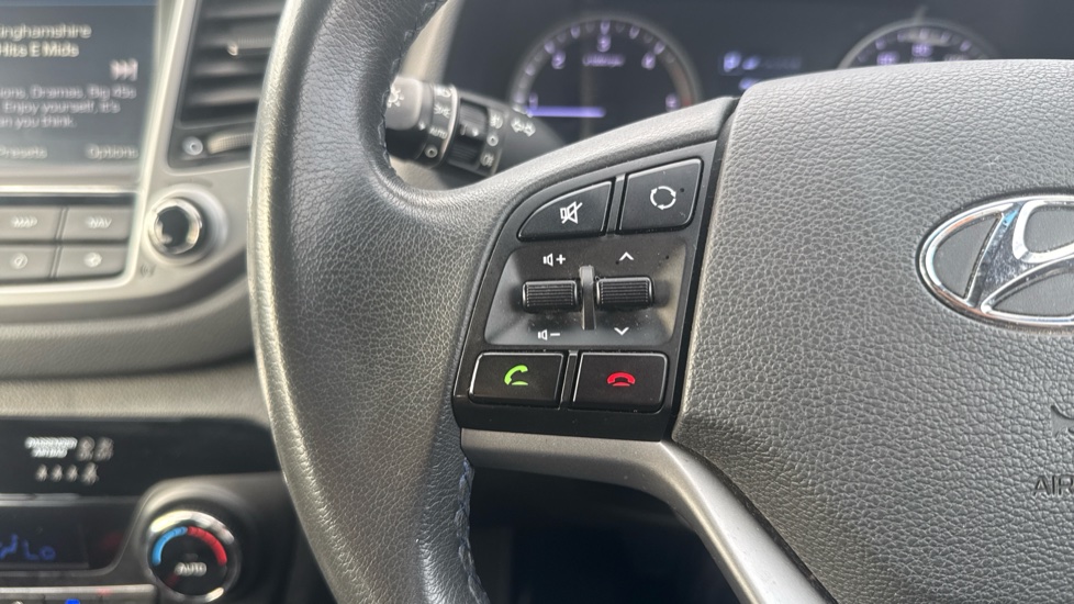 Hyundai TUCSON 1.7 CRDi Blue Drive SE Nav 5dr 2WD DCT Diesel Estate - Image 31