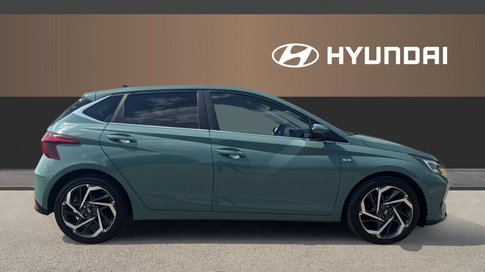 Hyundai i20 1.0T GDi 48V MHD Premium 5dr DCT Petrol Hatchback - Image 5