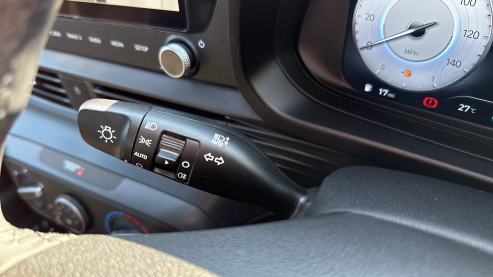 Hyundai i20 1.0T GDi Advance 5dr DCT Petrol Hatchback - Image 31