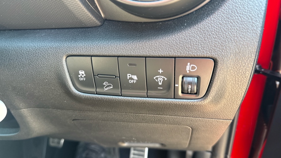 Hyundai KONA 1.0 TGDi 48V MHEV N Line 5dr Petrol Hatchback - Image 37