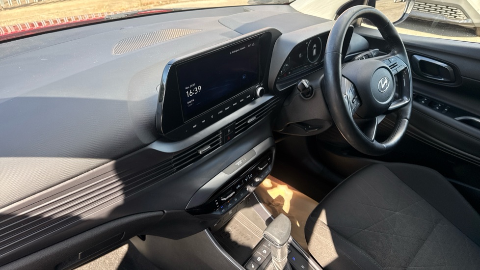 Hyundai BAYON 1.0 TGDi 48V MHEV Premium 5dr DCT Petrol Hatchback - Image 9