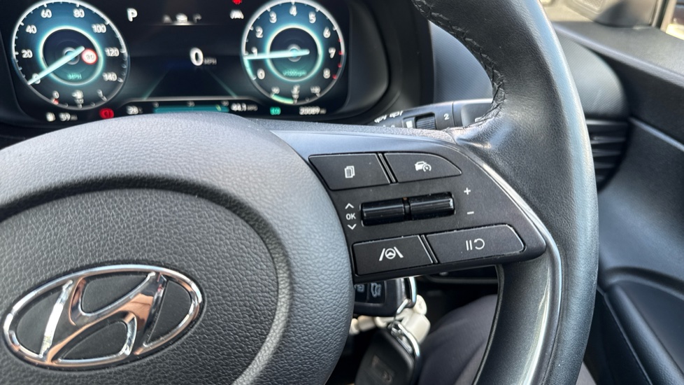 Hyundai BAYON 1.0 TGDi 48V MHEV Premium 5dr DCT Petrol Hatchback - Image 33