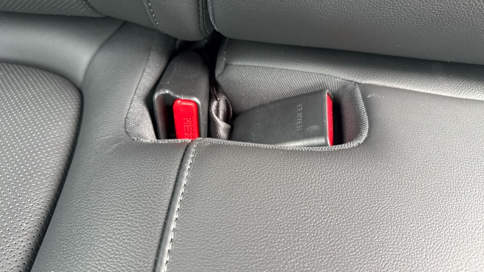 Hyundai KONA 1.6 GDi Hybrid Ultimate 5dr DCT Hybrid Hatchback - Image 17