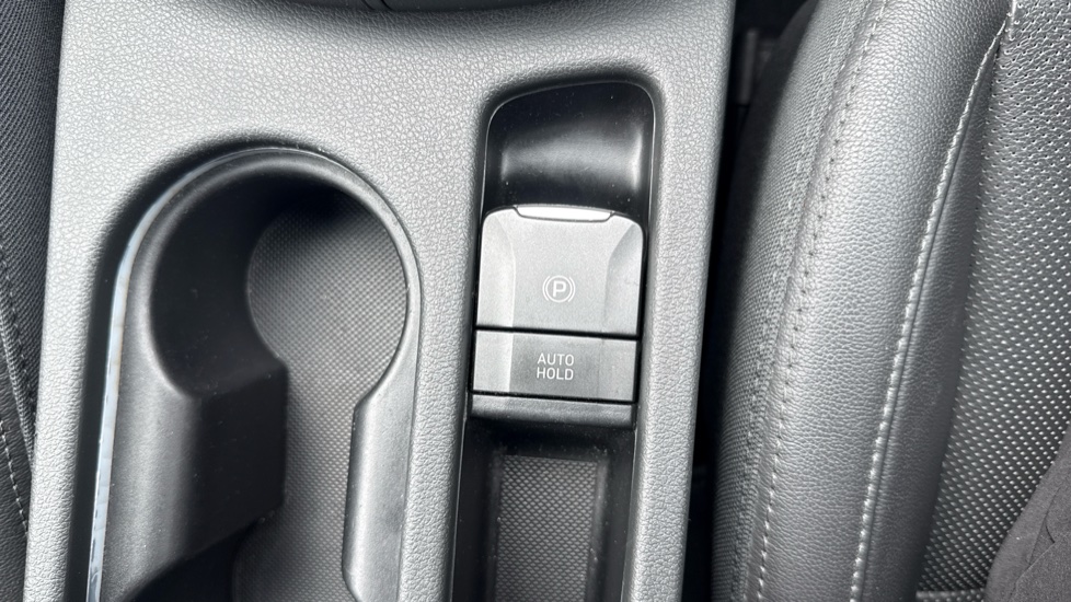 Hyundai KONA 1.6 GDi Hybrid Ultimate 5dr DCT Hybrid Hatchback - Image 31