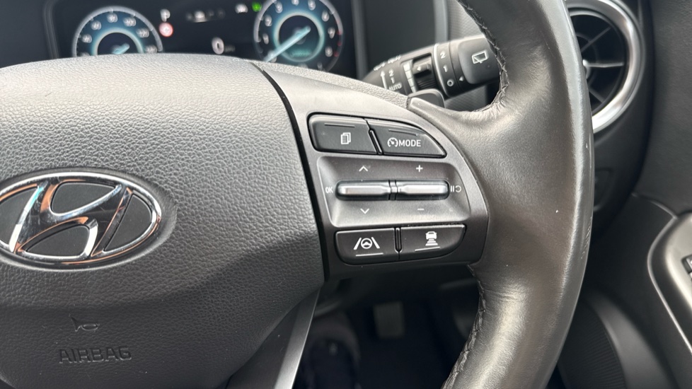 Hyundai KONA 1.6 GDi Hybrid Ultimate 5dr DCT Hybrid Hatchback - Image 35