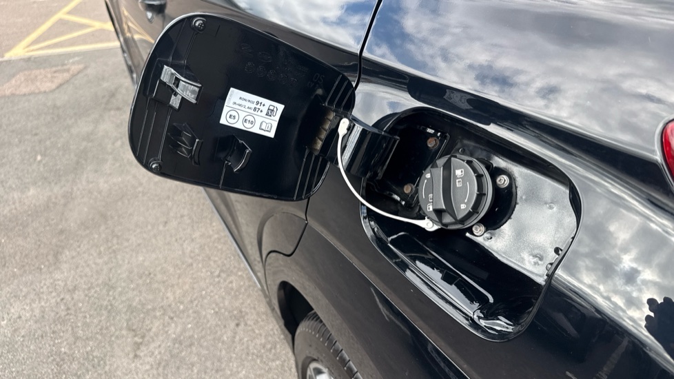 Hyundai KONA 1.0 TGDi 48V MHEV N Line 5dr Petrol Hatchback - Image 41