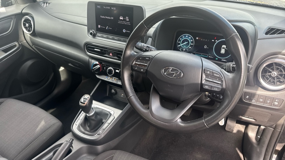 Hyundai KONA 1.0 TGDi 48V MHEV SE Connect 5dr Petrol Hatchback - Image 11
