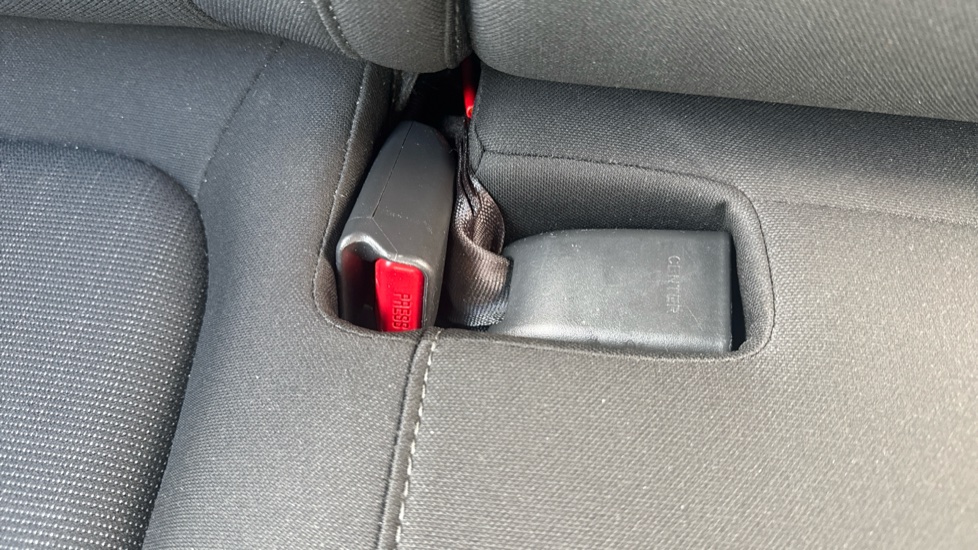Hyundai KONA 1.0 TGDi 48V MHEV SE Connect 5dr Petrol Hatchback - Image 17