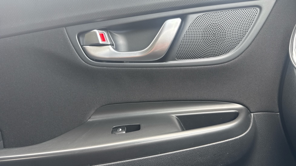 Hyundai KONA 1.0 TGDi 48V MHEV SE Connect 5dr Petrol Hatchback - Image 21