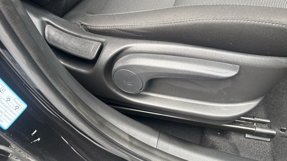 Hyundai KONA 1.0 TGDi 48V MHEV SE Connect 5dr Petrol Hatchback - Image 38